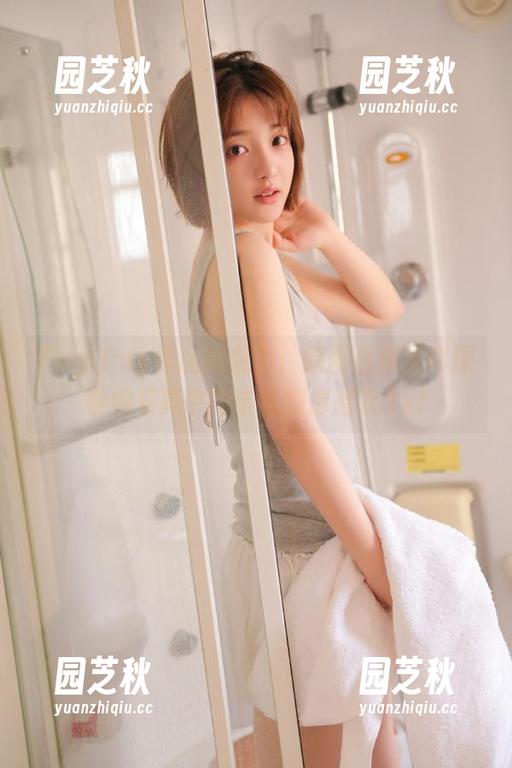 Puy Puy作品的魅力：原图合集带你探索她写真中的丰富剧情层次.txt
